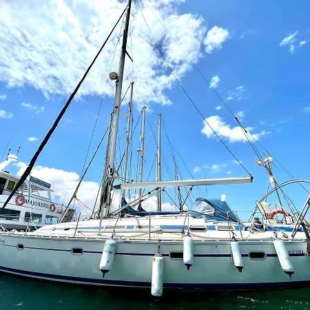 Yacht Anakaona-A Different Way To Stay! * Corralejo