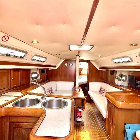 Yacht Anakaona-A Different Way To Stay! * Corralejo
