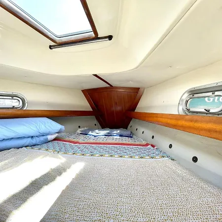Yacht Anakaona-A Different Way To Stay! Hotel en barco *