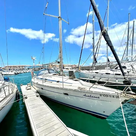 Yacht Anakaona-A Different Way To Stay!